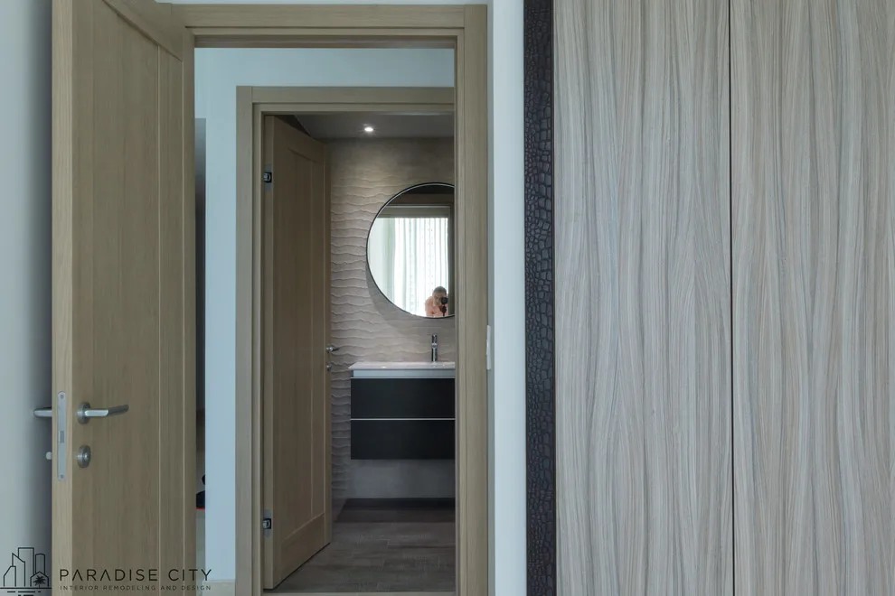 Dual Texture Bathroom by Paradise City - Photo 4