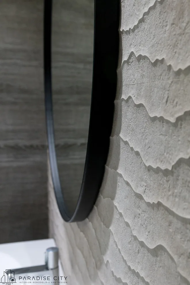 Dual Texture Bathroom by Paradise City - Photo 5