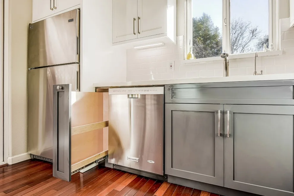 Two-Tone Cabinet Kitchen Renovation in Mountain View by Visionary Home Remodeling Inc. - Photo 6