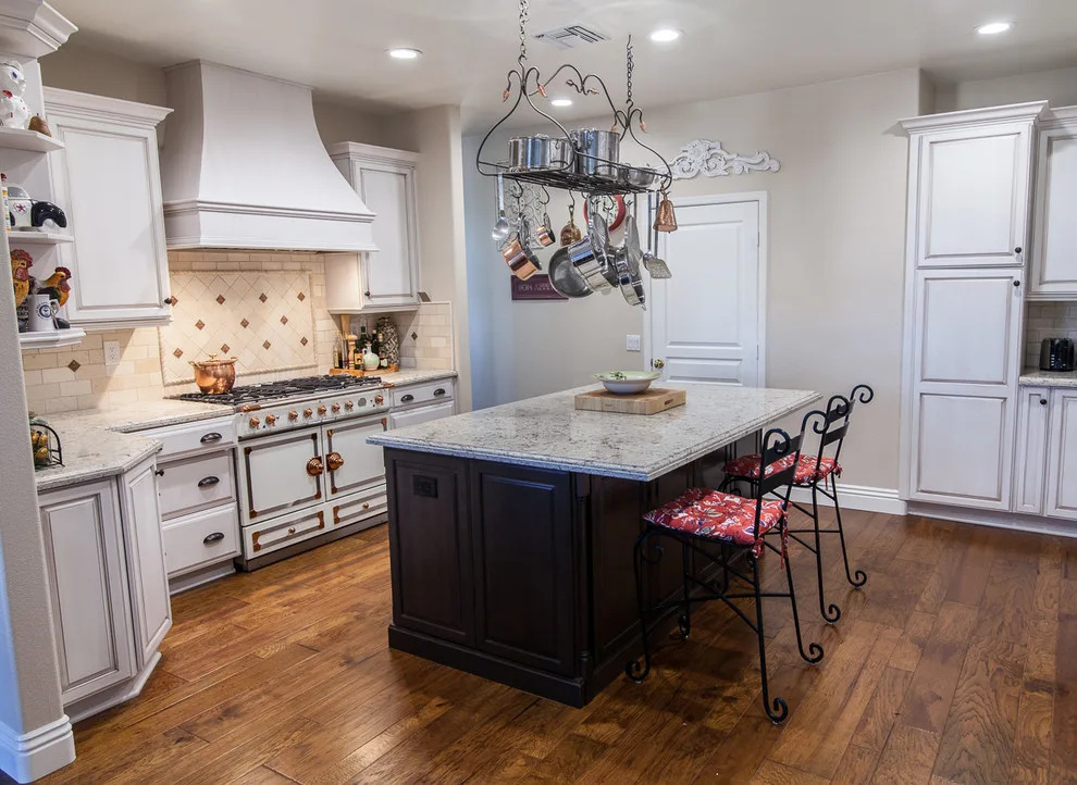 Dual Hue Kitchens by Kitchens Etc. Of V.C. - Photo 27