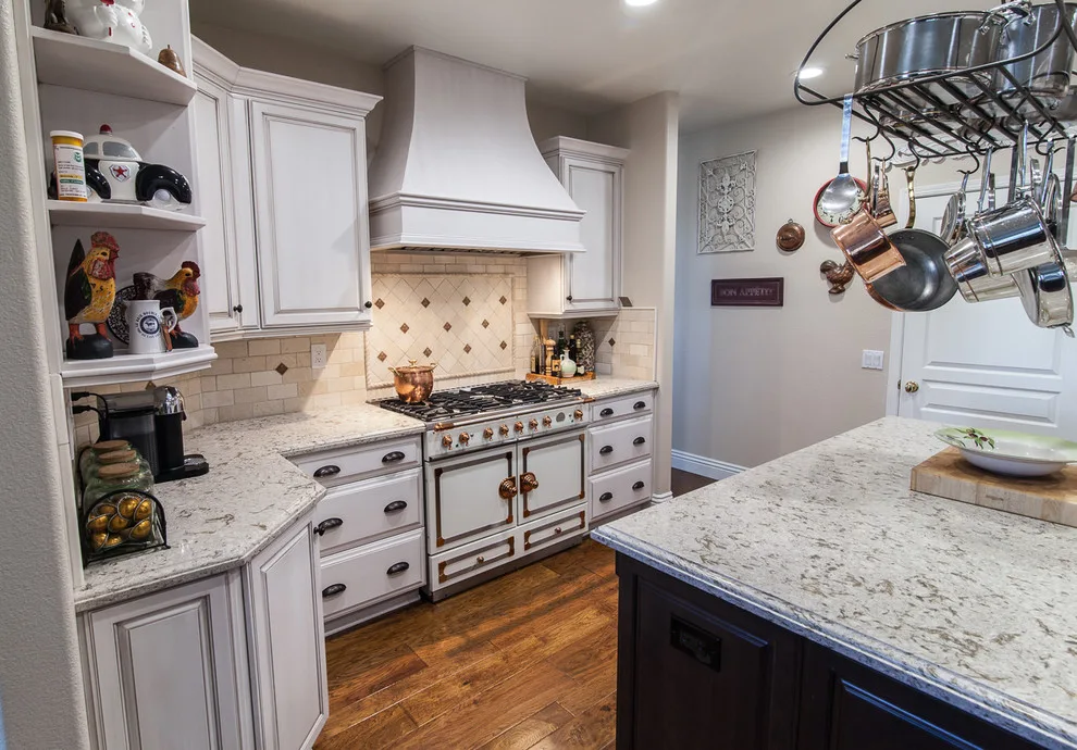 Dual Hue Kitchens by Kitchens Etc. Of V.C. - Photo 29