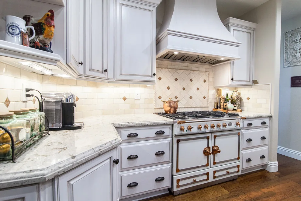 Dual Hue Kitchens by Kitchens Etc. Of V.C. - Photo 20