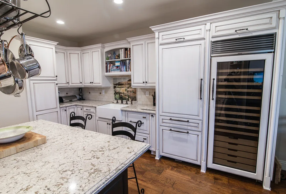 Dual Hue Kitchens by Kitchens Etc. Of V.C. - Photo 4
