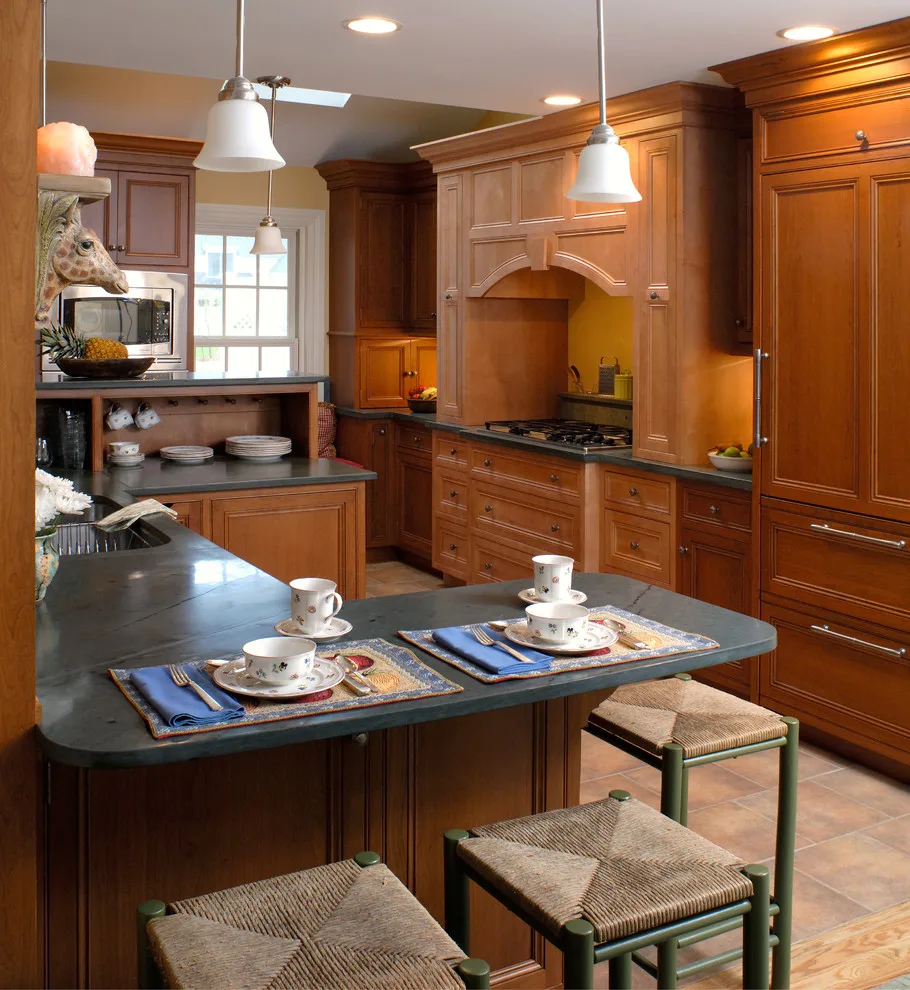 Dual-hued Classic by Dovetailed Kitchens - Photo 2