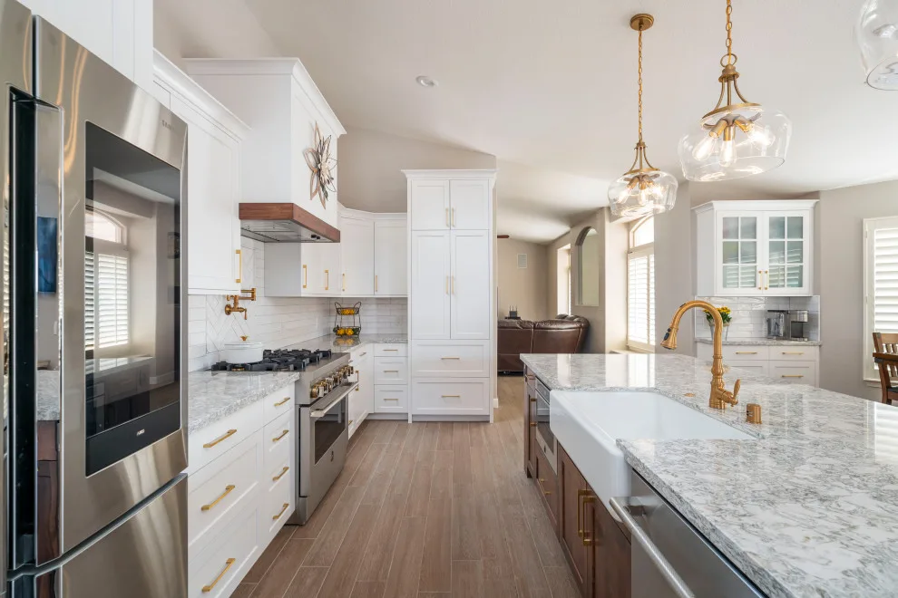 Radiant and Stylish Makeover for this Palmdale Kitchen by Lenton Company, Inc. - Photo 11