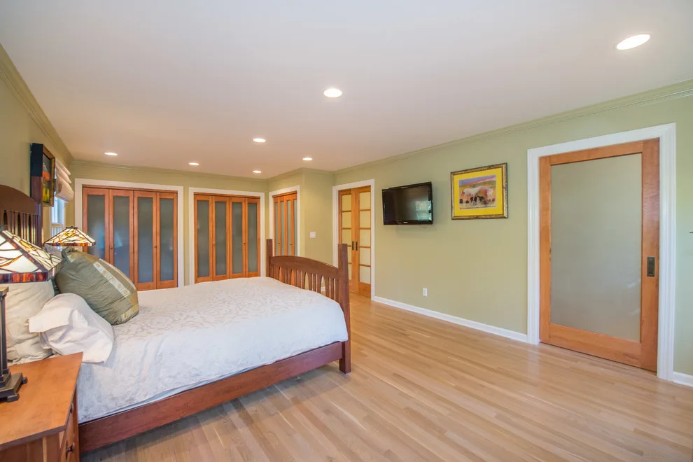 Comprehensive Design Renovation for Master Suite and Bathroom by JMC Home Remodeling - Photo 3