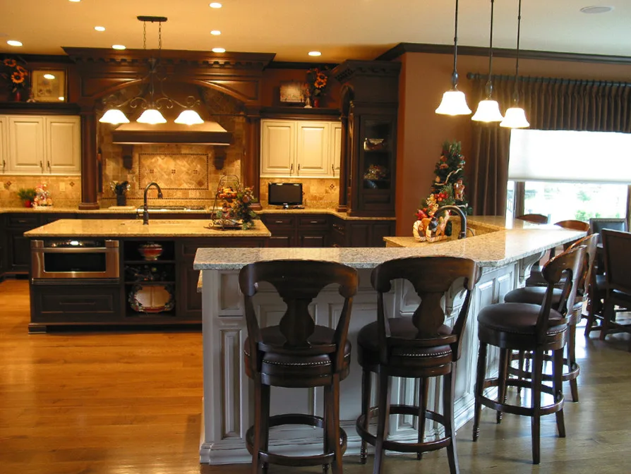 Revamped Italianate Kitchen by Stone Kitchens - Photo 3