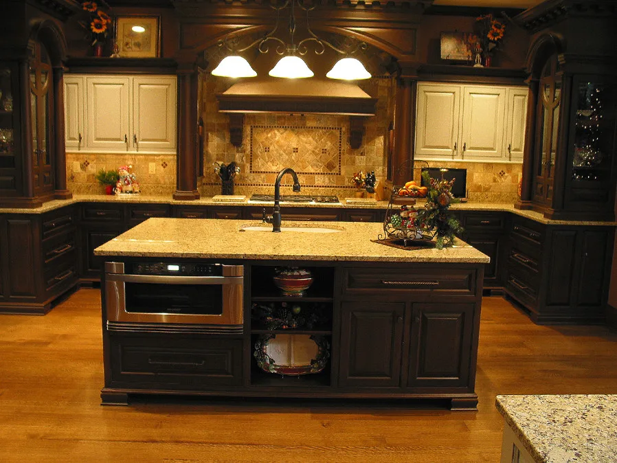 Revamped Italianate Kitchen by Stone Kitchens - Photo 9