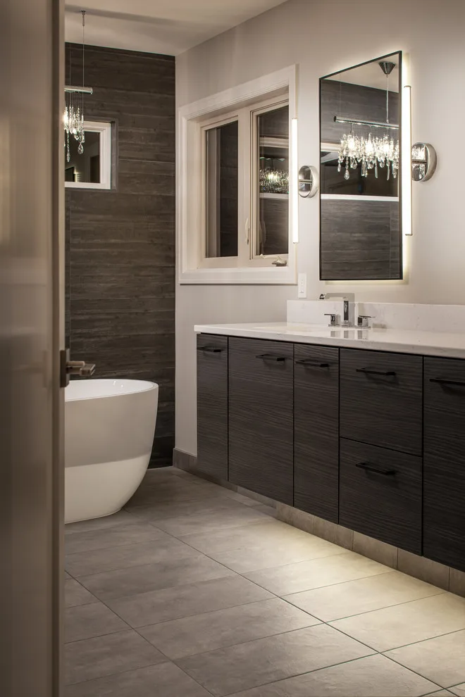 City Style Main Bathroom by HC Remodel & Design - Photo 10