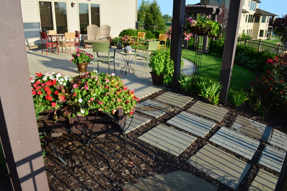 Rustic Hillside Estate by Breaking Ground - Photo 19