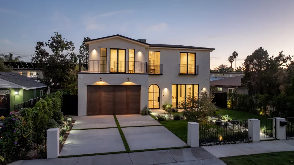 Valley Village - New Development by Concept Renovations, Inc. - Photo 17