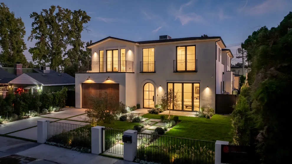 Valley Village - New Development by Concept Renovations, Inc. - Photo 39
