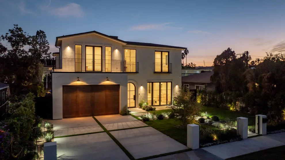 Valley Village - New Development by Concept Renovations, Inc. - Photo 13