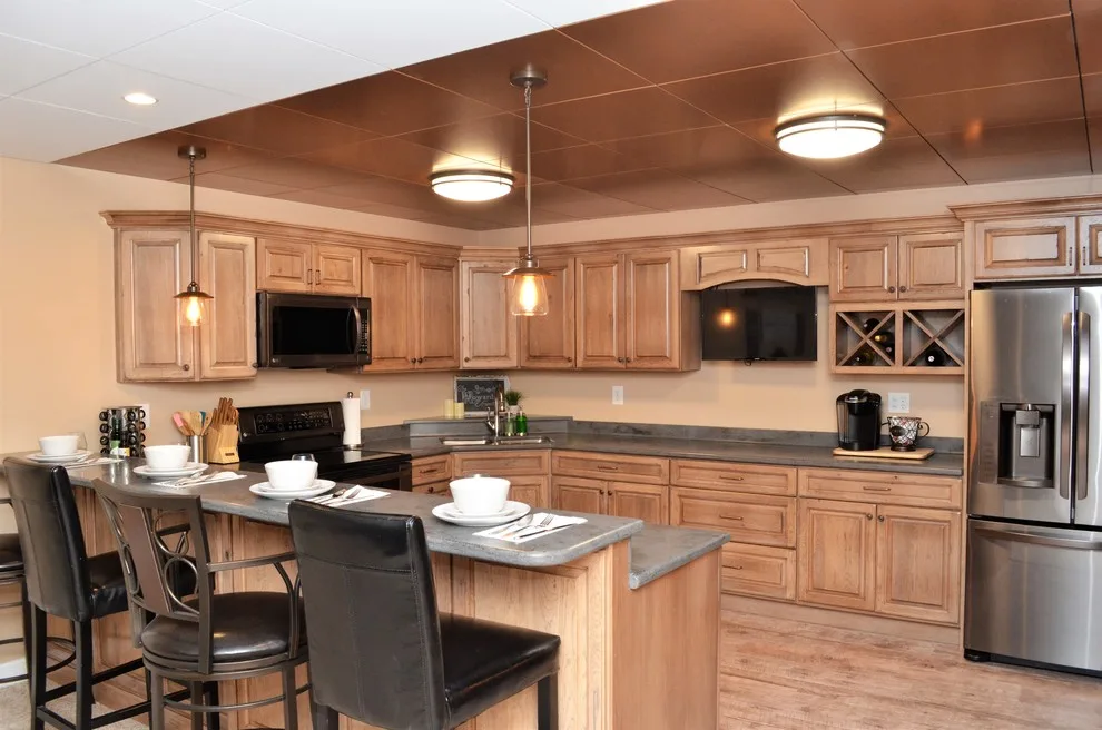 Haas Signature Collection: Hickory Cottage Kitchen by Haas Cabinets - Photo 8
