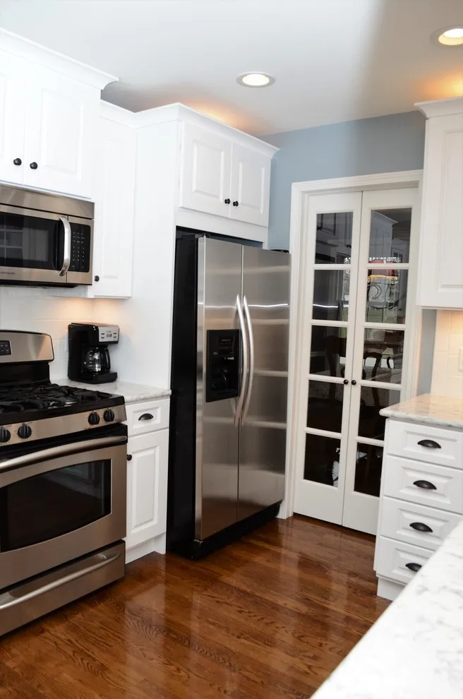 Maple White, Elegant and Timeless Kitchen. Haas Signature Line by Haas Cabinets - Photo 6