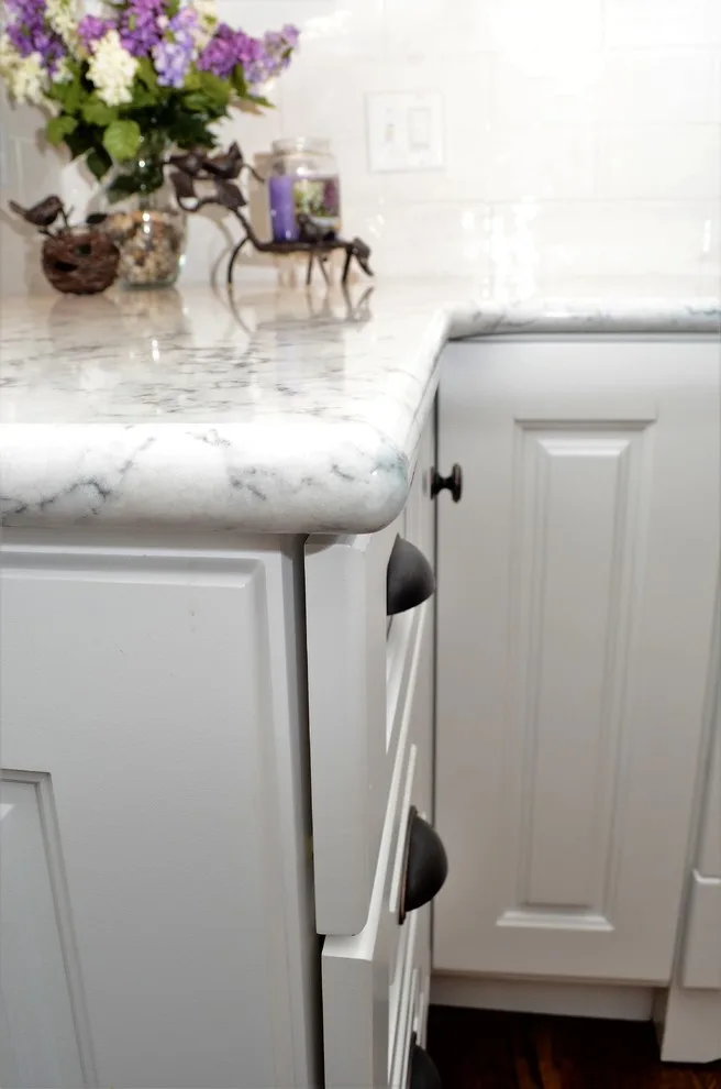 Maple White, Elegant and Timeless Kitchen. Haas Signature Line by Haas Cabinets - Photo 8