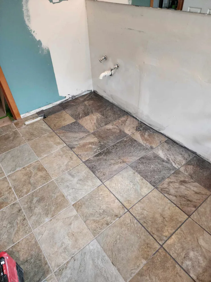 Vanity Renewal by Handyman Rescue Team - Photo 15