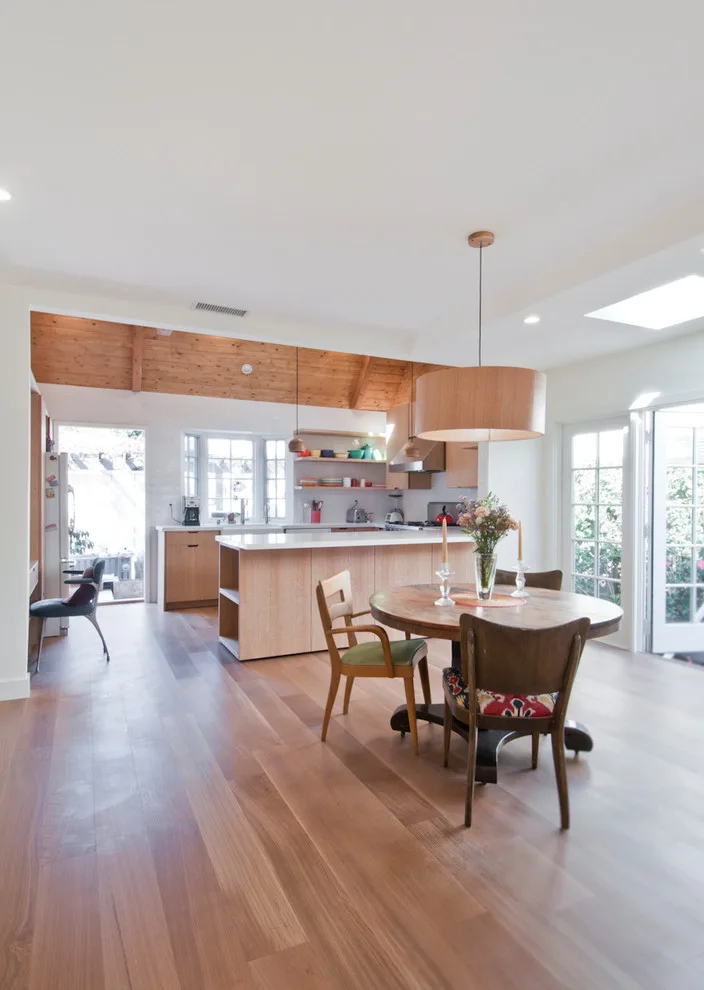 Venice Beach - Coastal Atmosphere by Concept Renovations, Inc. - Photo 20