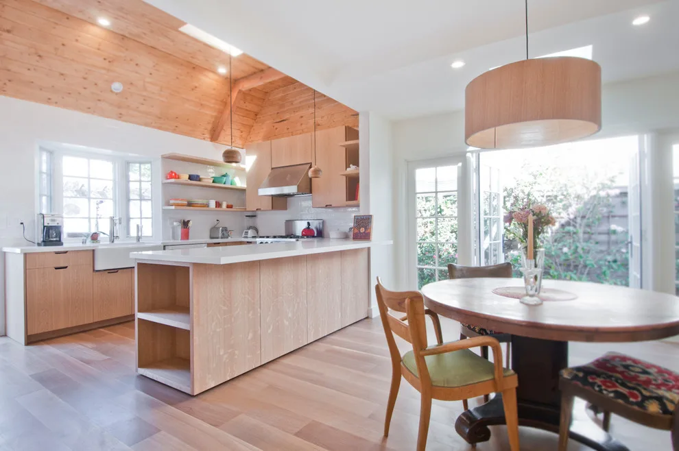 Venice Beach - Coastal Atmosphere by Concept Renovations, Inc. - Photo 34