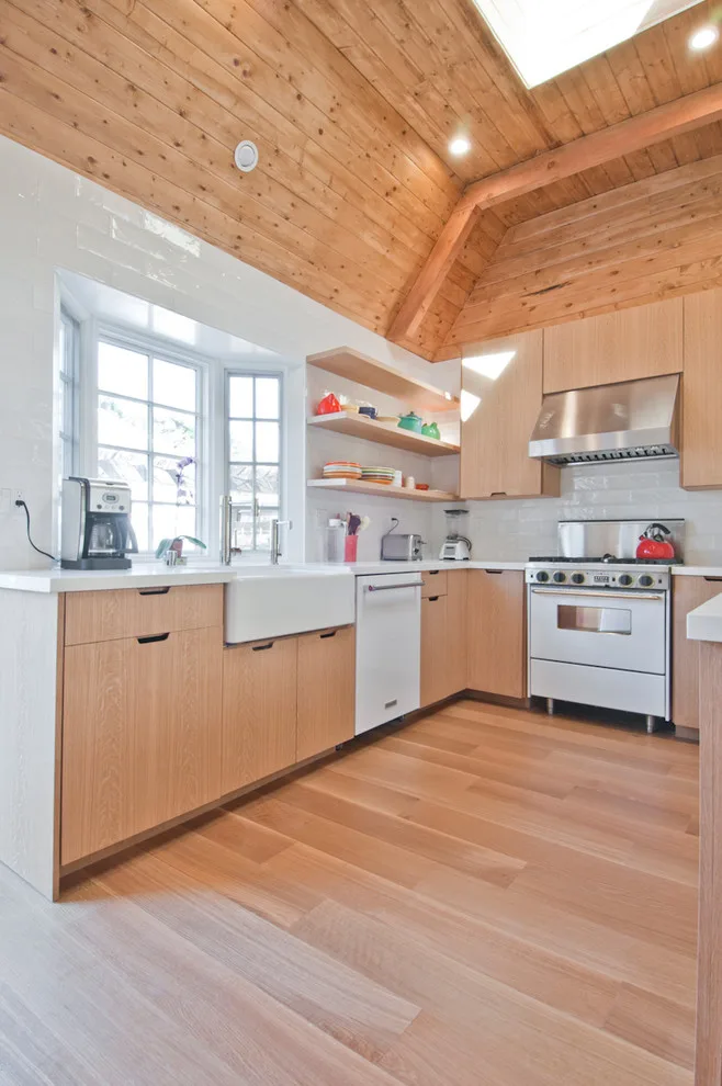 Venice Beach - Coastal Atmosphere by Concept Renovations, Inc. - Photo 65