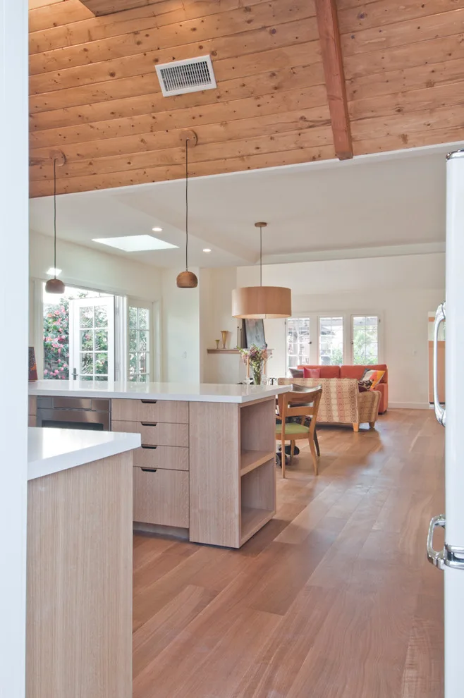 Venice Beach - Coastal Atmosphere by Concept Renovations, Inc. - Photo 37