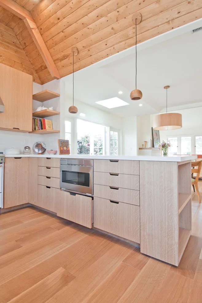 Venice Beach - Coastal Atmosphere by Concept Renovations, Inc. - Photo 41
