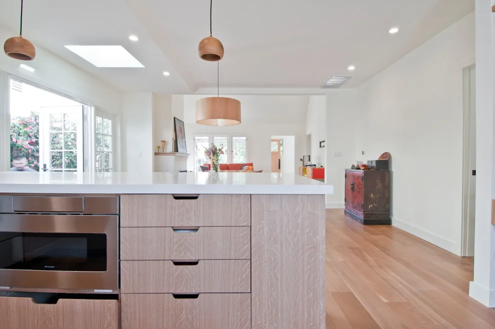 Venice Beach - Coastal Atmosphere by Concept Renovations, Inc. - Photo 11
