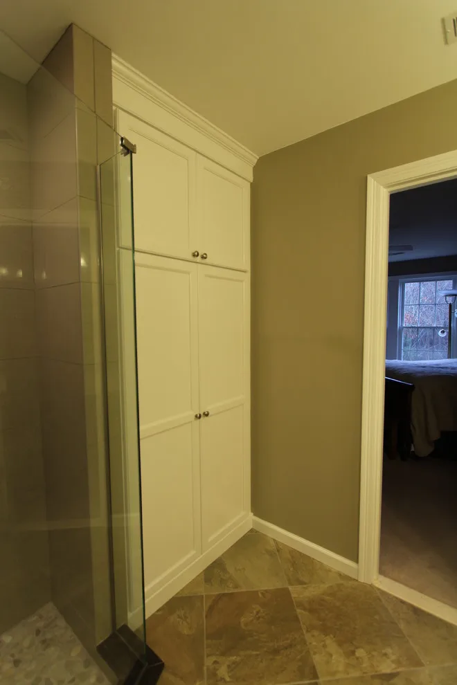 Vertical Emphasis-Project 2627 by Design 1 Kitchen & Bath - Photo 2