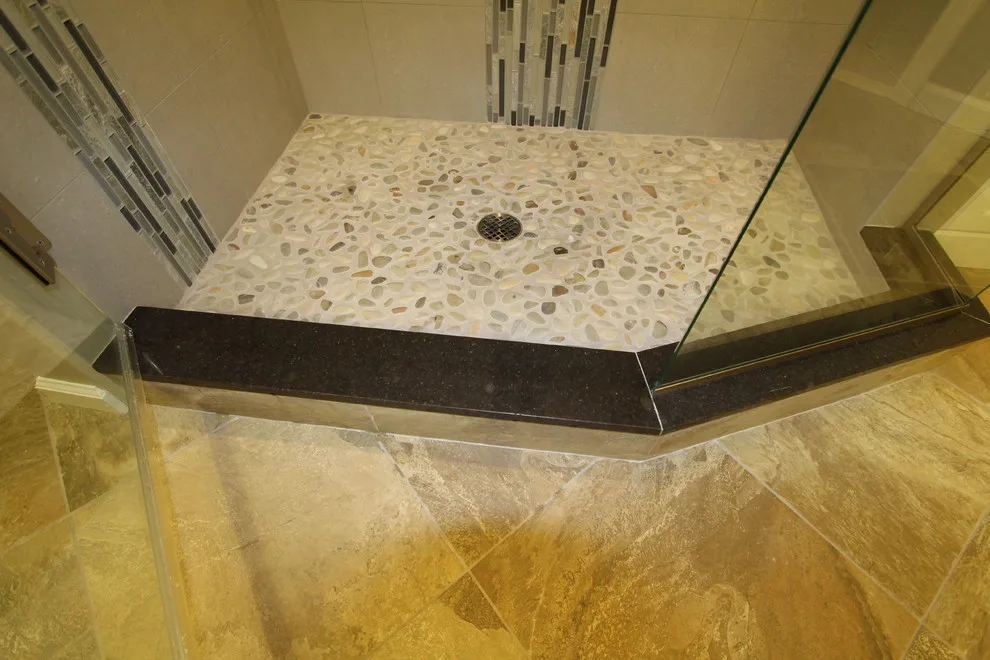 Vertical Emphasis-Project 2627 by Design 1 Kitchen & Bath - Photo 8