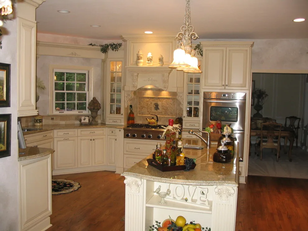Highly Decorative by Louise Pascale, Willow Design Group - Photo 3