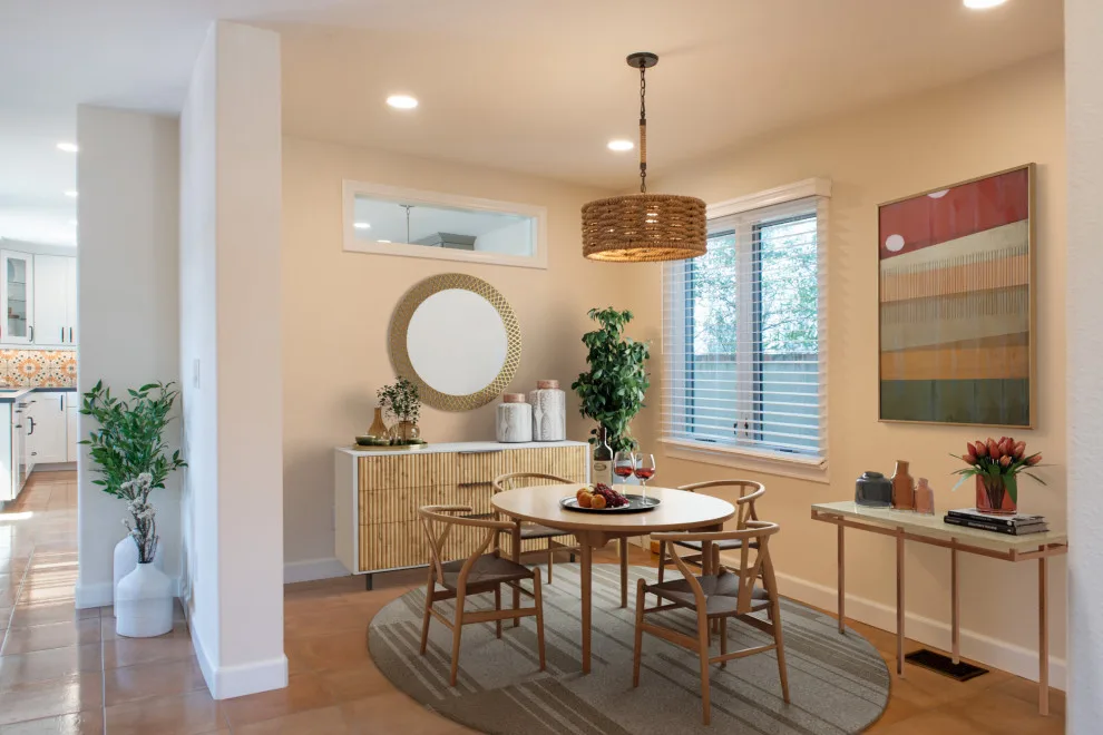 Lively and Inviting Del Mar Kitchen by Kaminskiy Design And Remodeling - Photo 4