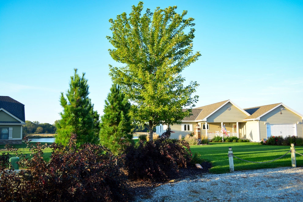 Lakeside Rustic Landscape by Breaking Ground - Photo 20