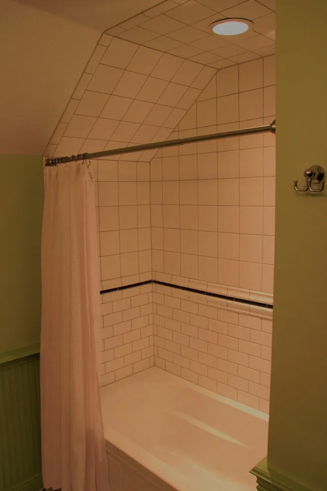 Retro Restroom by Ralph David Builder - Photo 5