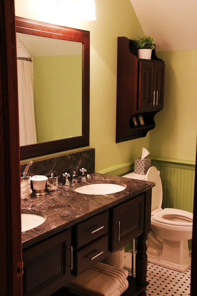Retro Restroom by Ralph David Builder - Photo 4
