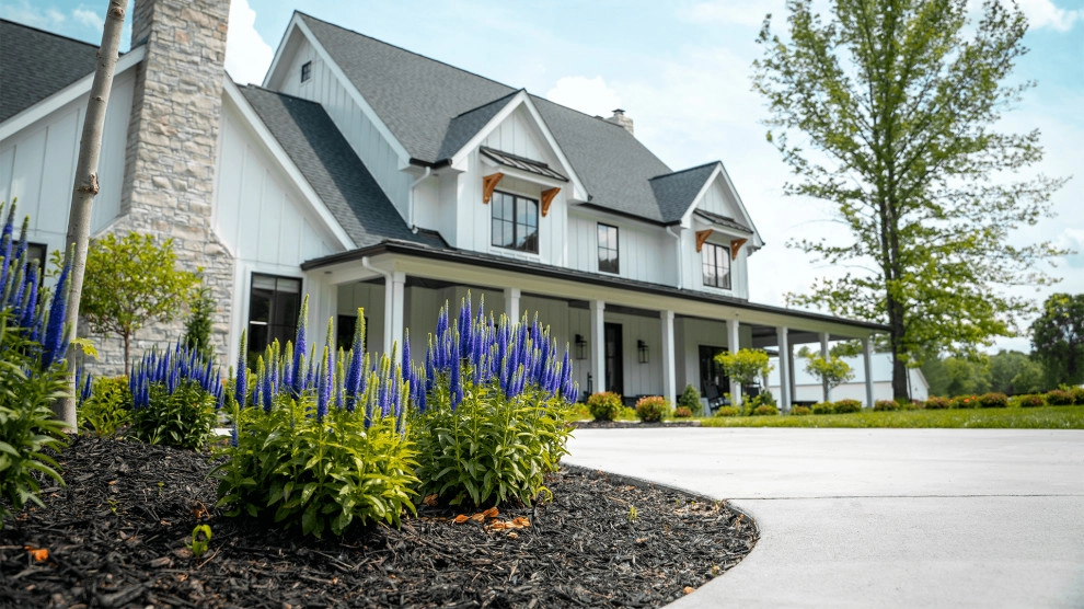 Farmhouse Elegance by Elevate Outdoor - Photo 7