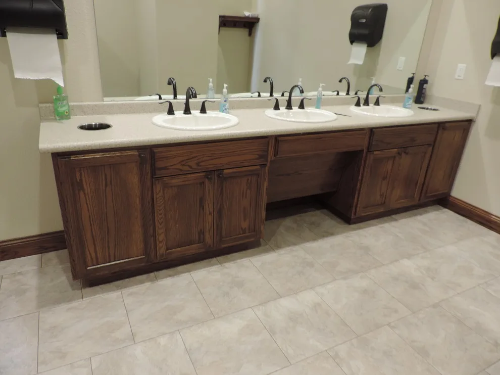 Decker Cabinets - Photo 6