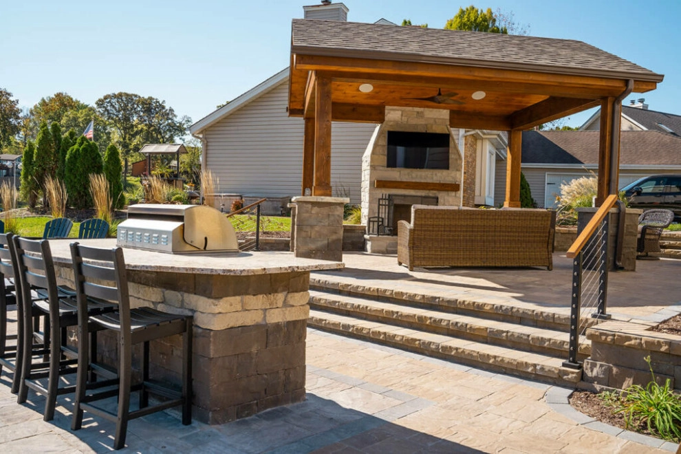Lakeside Luxury by Elevate Outdoor - Photo 8