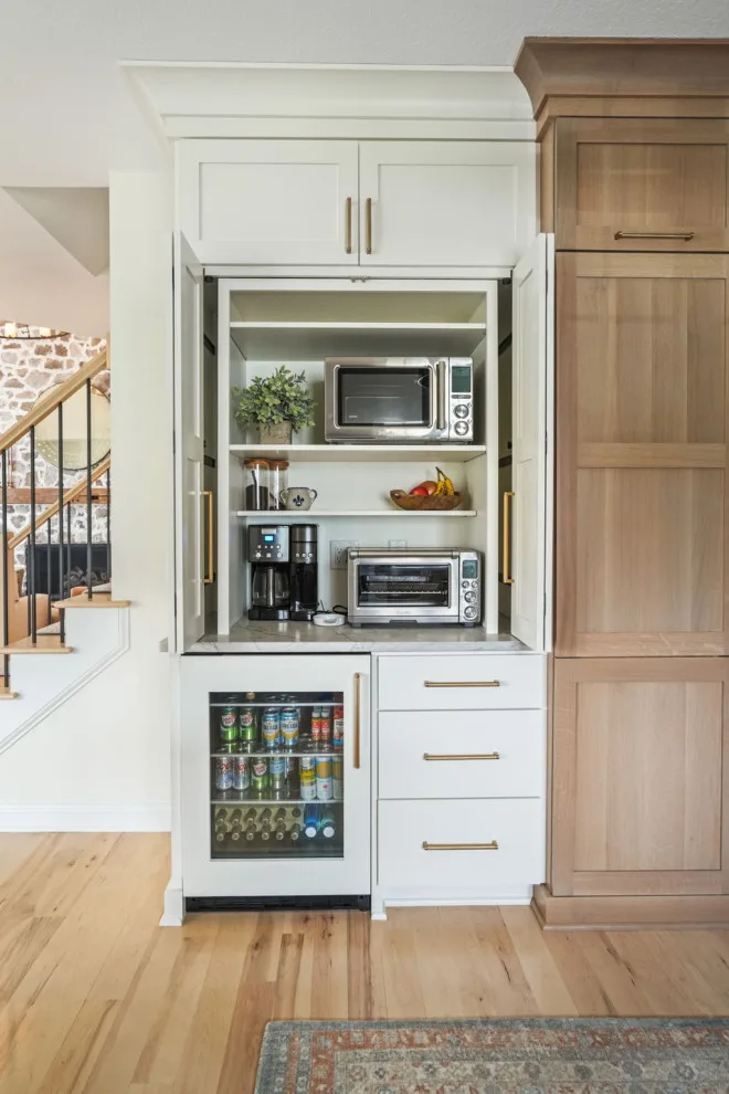 Cozy and Welcoming Kitchen by Dave Fox Design Build Remodelers - Photo 9