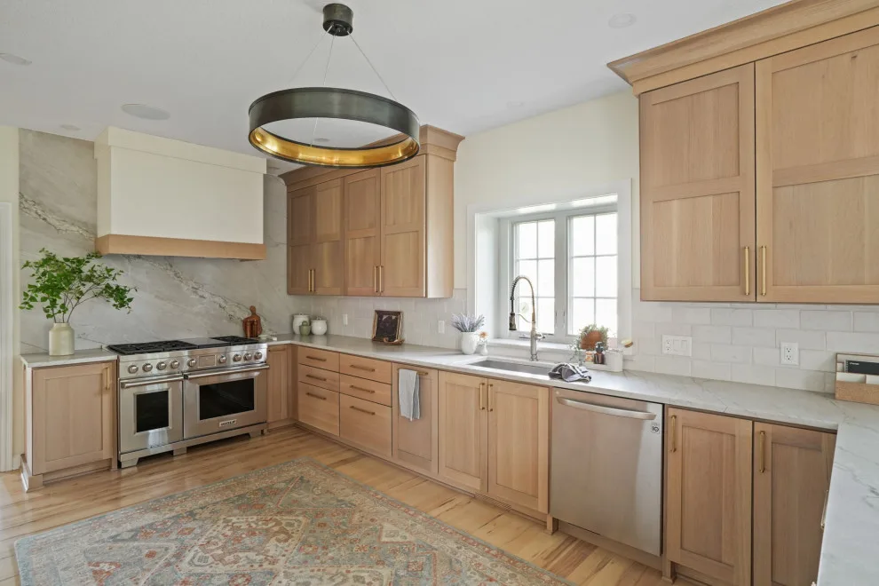Cozy and Welcoming Kitchen by Dave Fox Design Build Remodelers - Photo 8