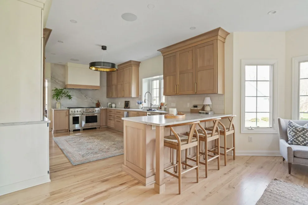 Cozy and Welcoming Kitchen by Dave Fox Design Build Remodelers - Photo 6