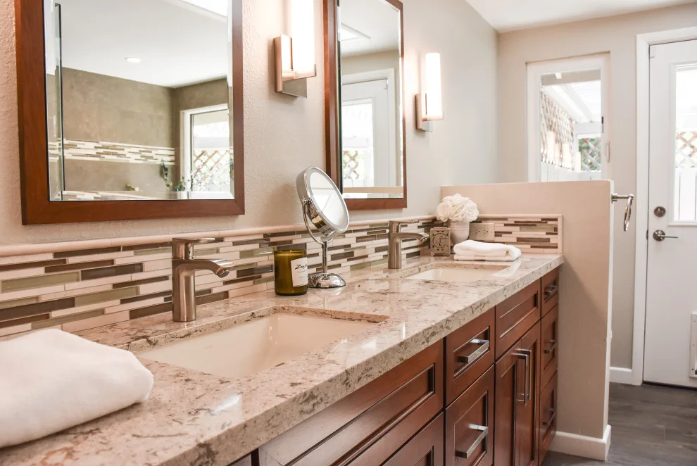 Cozy Bathroom with Spacious Vanity by Kaminskiy Design And Remodeling - Photo 7