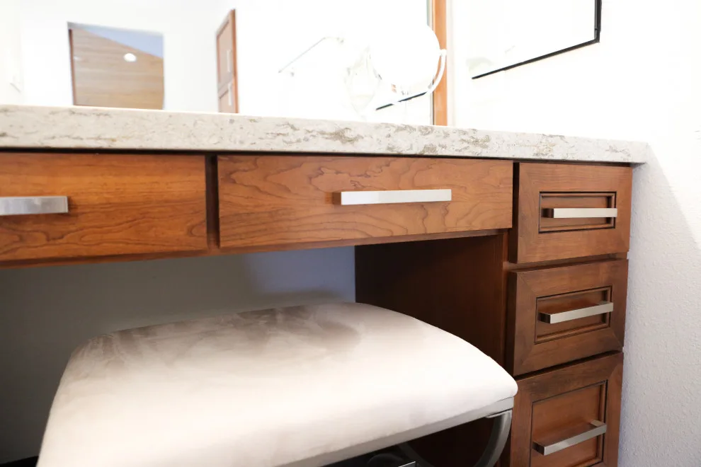 Cozy Bathroom with Spacious Vanity by Kaminskiy Design And Remodeling - Photo 4