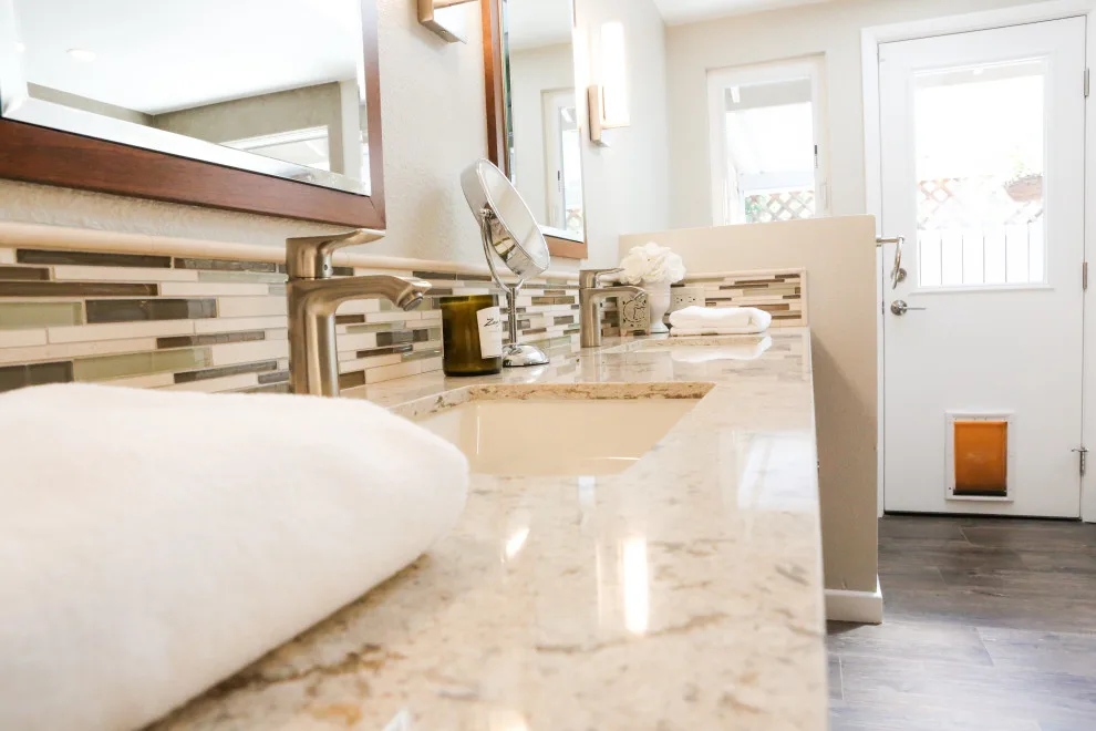Cozy Bathroom with Spacious Vanity by Kaminskiy Design And Remodeling - Photo 5