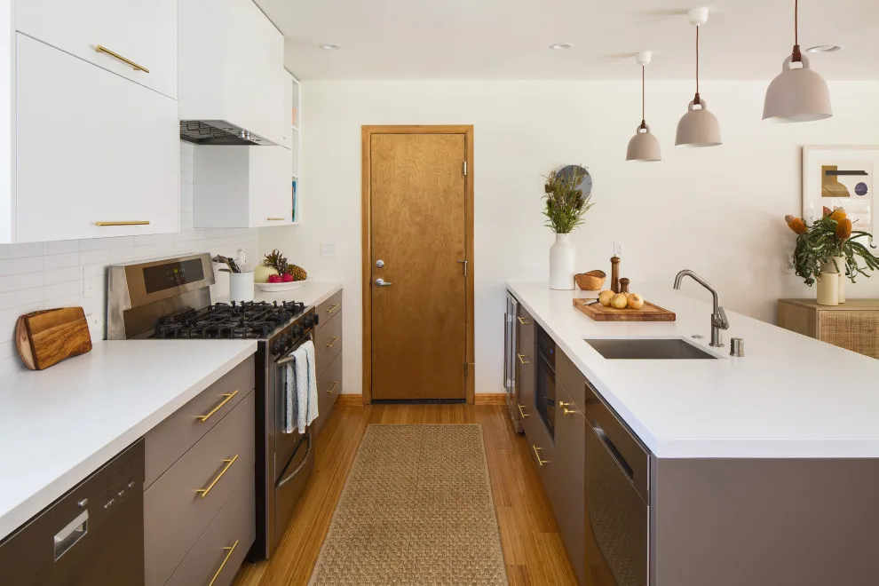 Cozy Modern Kitchen and Living Space in Arcadia by Metropolis Drafting And Construction Inc - Photo 10