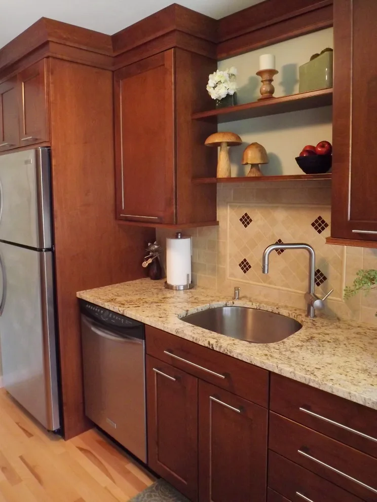 Cozy Shaker Style Kitchen by Kitchens By Herzenberg - Photo 3