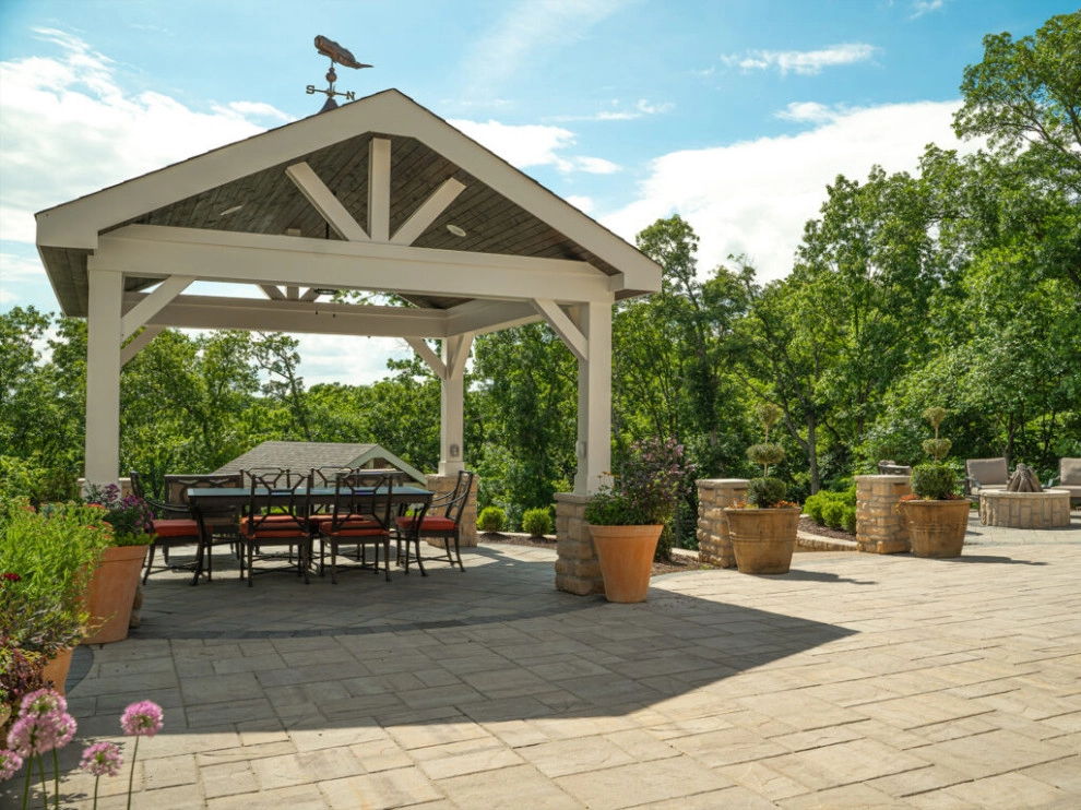 Windcastle Luxury Retreat by Elevate Outdoor - Photo 11