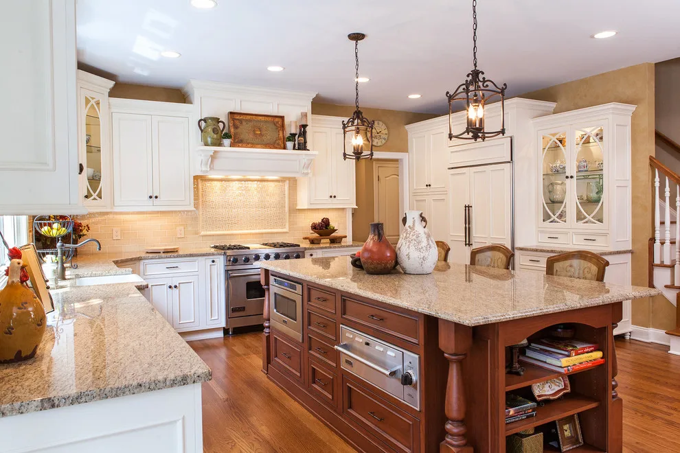 Classic Diverse Kitchen by Robinwood Kitchens - Photo 5