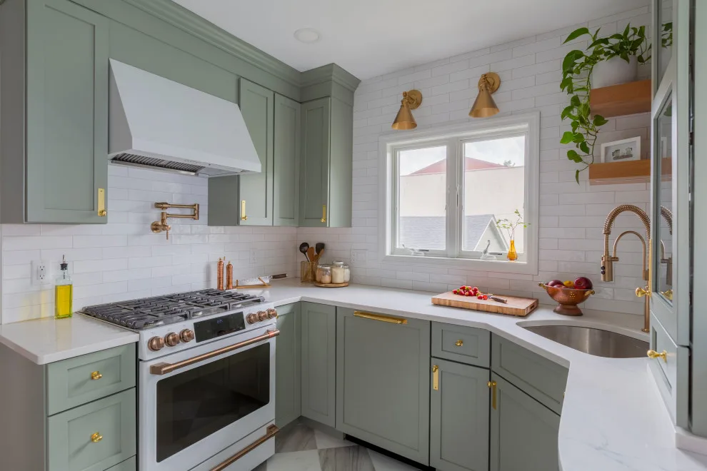 Bloomfield Kitchen by Warren, NJ by KraftMaster Renovations - Photo 9