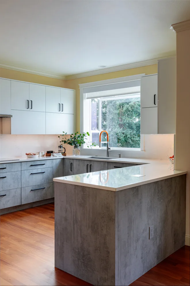 Contemporary and Luminous Kitchen in West Seattle by Potter Construction Inc - Photo 2