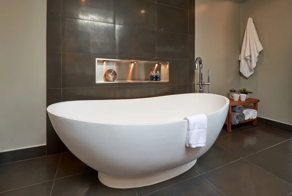 Modern Master Suite in West Seattle by Potter Construction Inc - Photo 4
